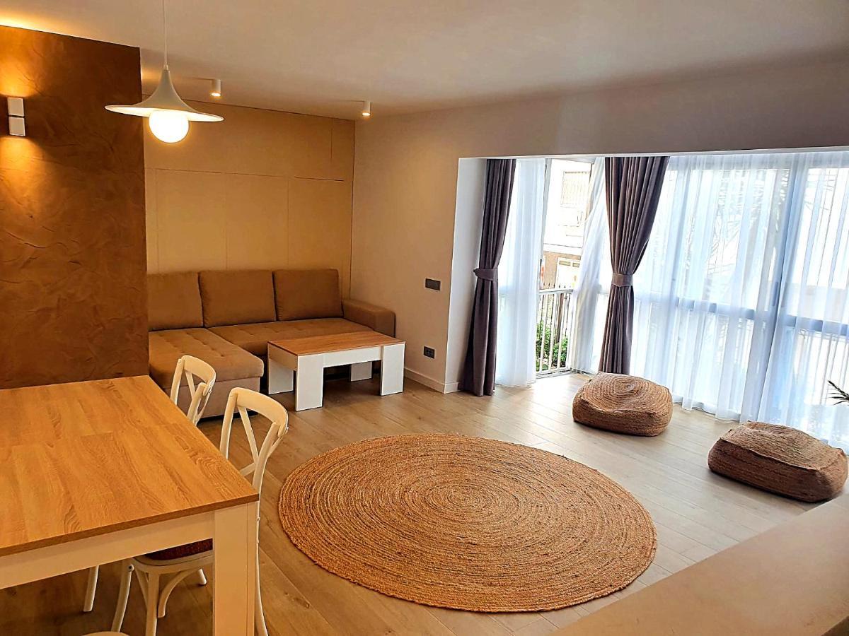 First Line Beach Beautiful Two Bedrooms Benidorm Exteriör bild
