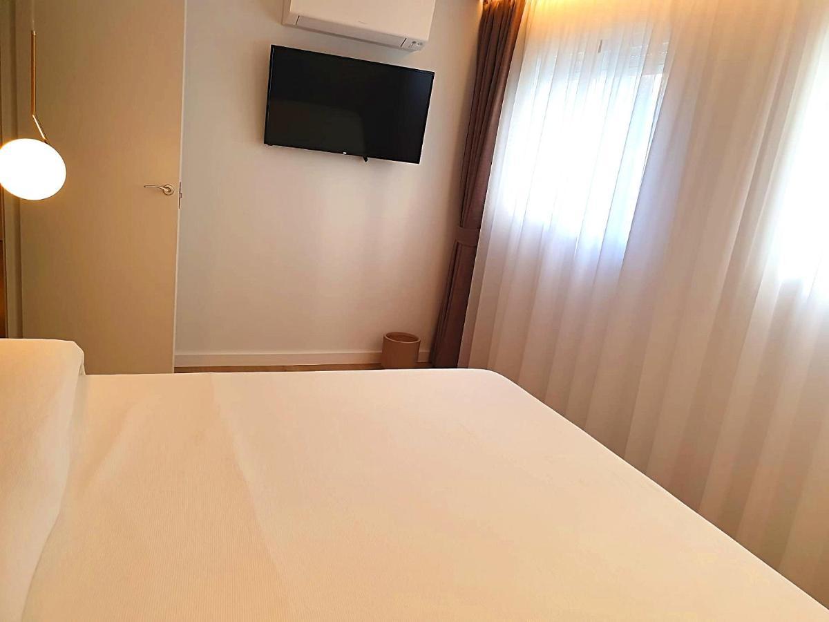 First Line Beach Beautiful Two Bedrooms Benidorm Exteriör bild