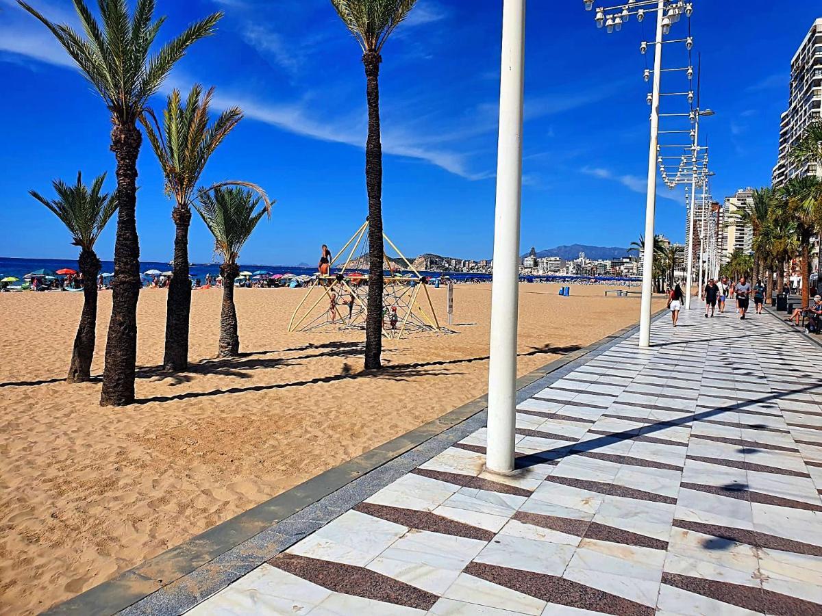 First Line Beach Beautiful Two Bedrooms Benidorm Exteriör bild