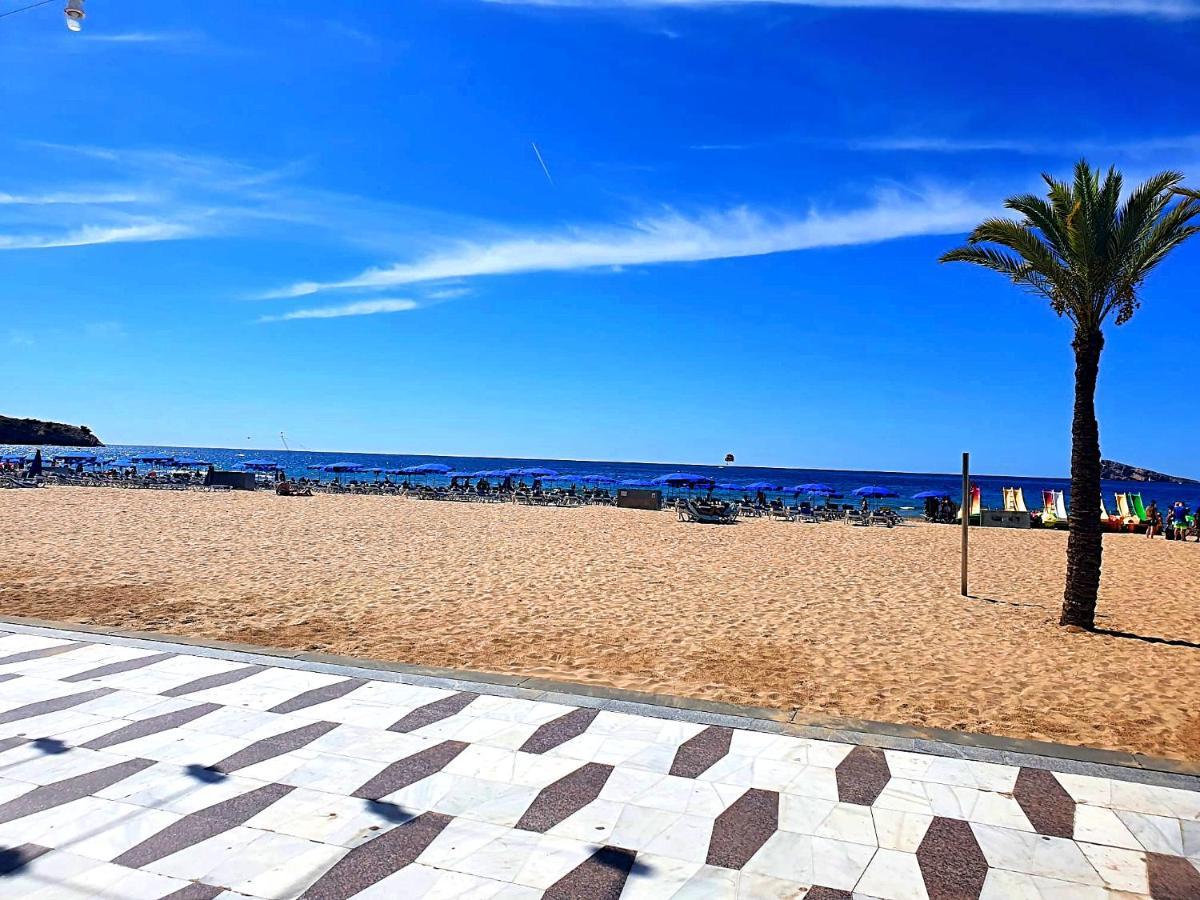 First Line Beach Beautiful Two Bedrooms Benidorm Exteriör bild